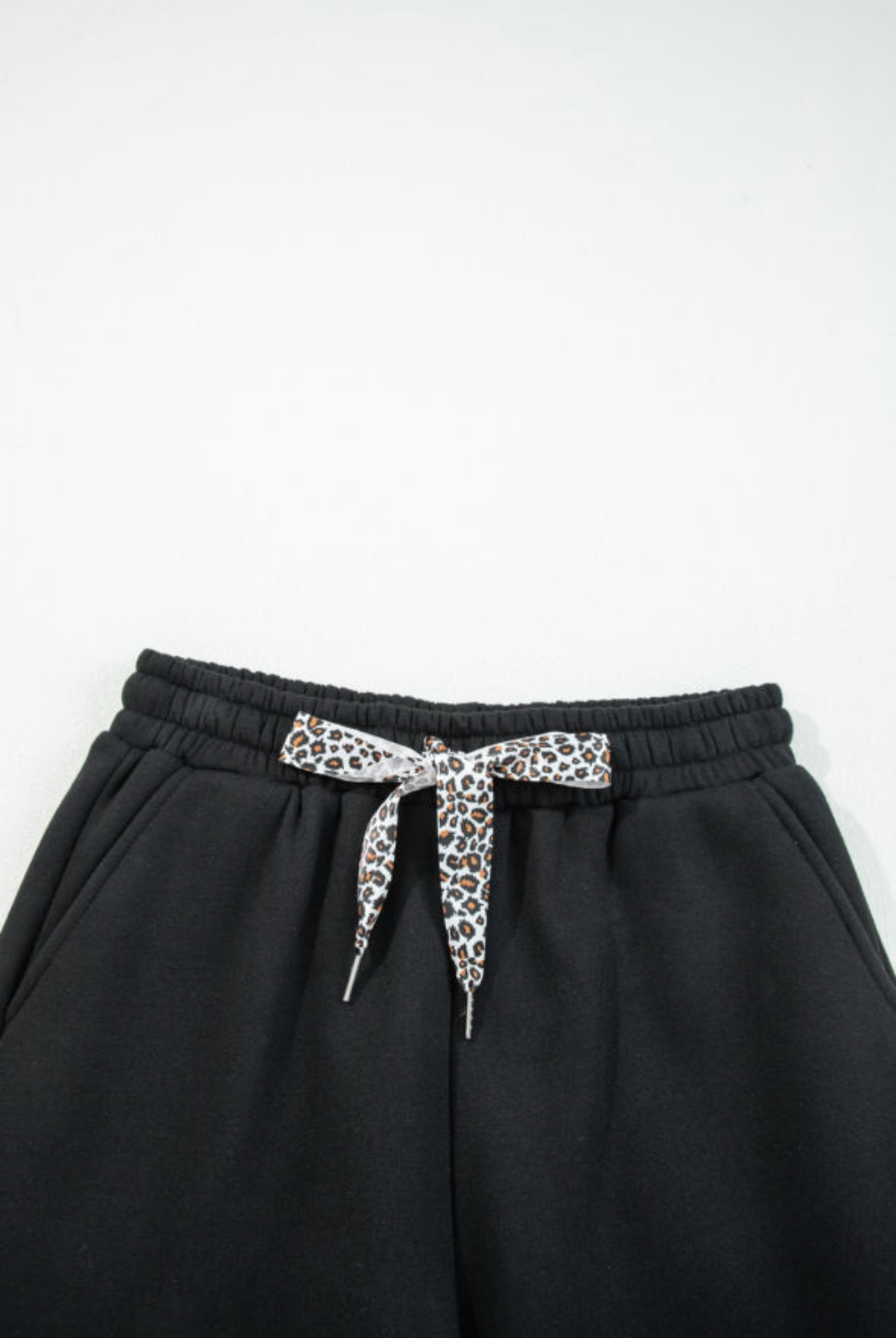 Fleece Lined Leopard Drawstring Pant