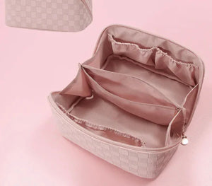 Makeup storage bag